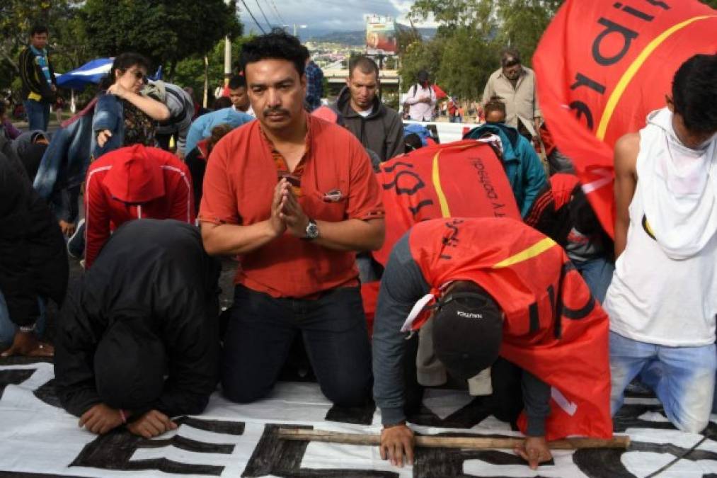 Violencia y represión en manifestación de simpatizantes de Alianza de Oposición