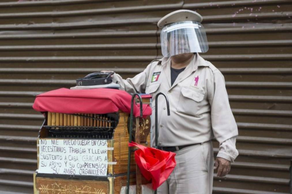 EN FOTOS: Pocos municipios reanudan las actividades en México  