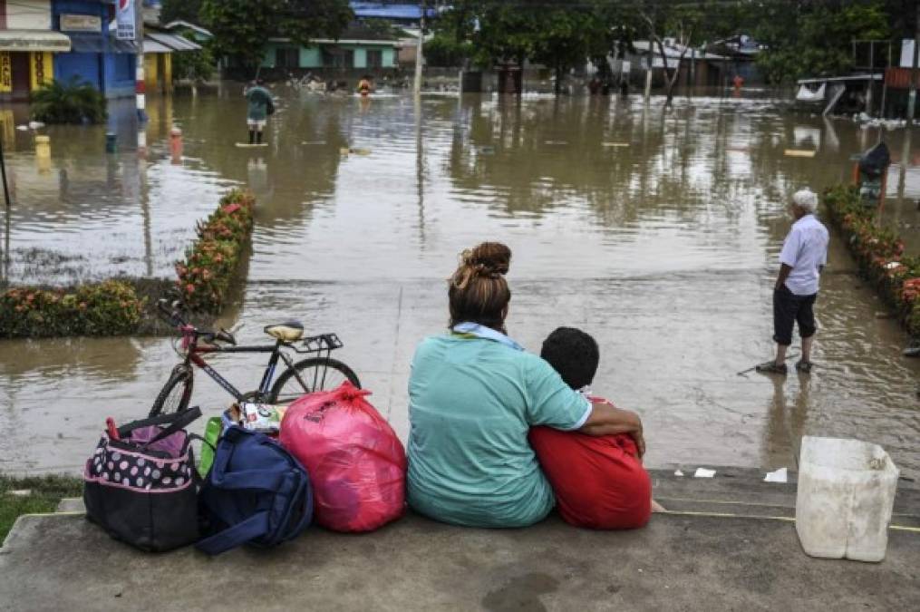 Iota se fue pero el sufrimiento no acaba: Así luce Honduras sumergida en la destrucción (FOTOS)