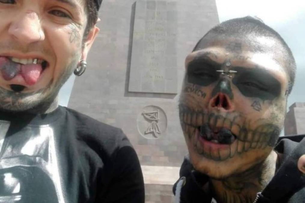 Así es Kalaca Skull, el colombiano que se mutiló las orejas y la nariz para parecer calavera