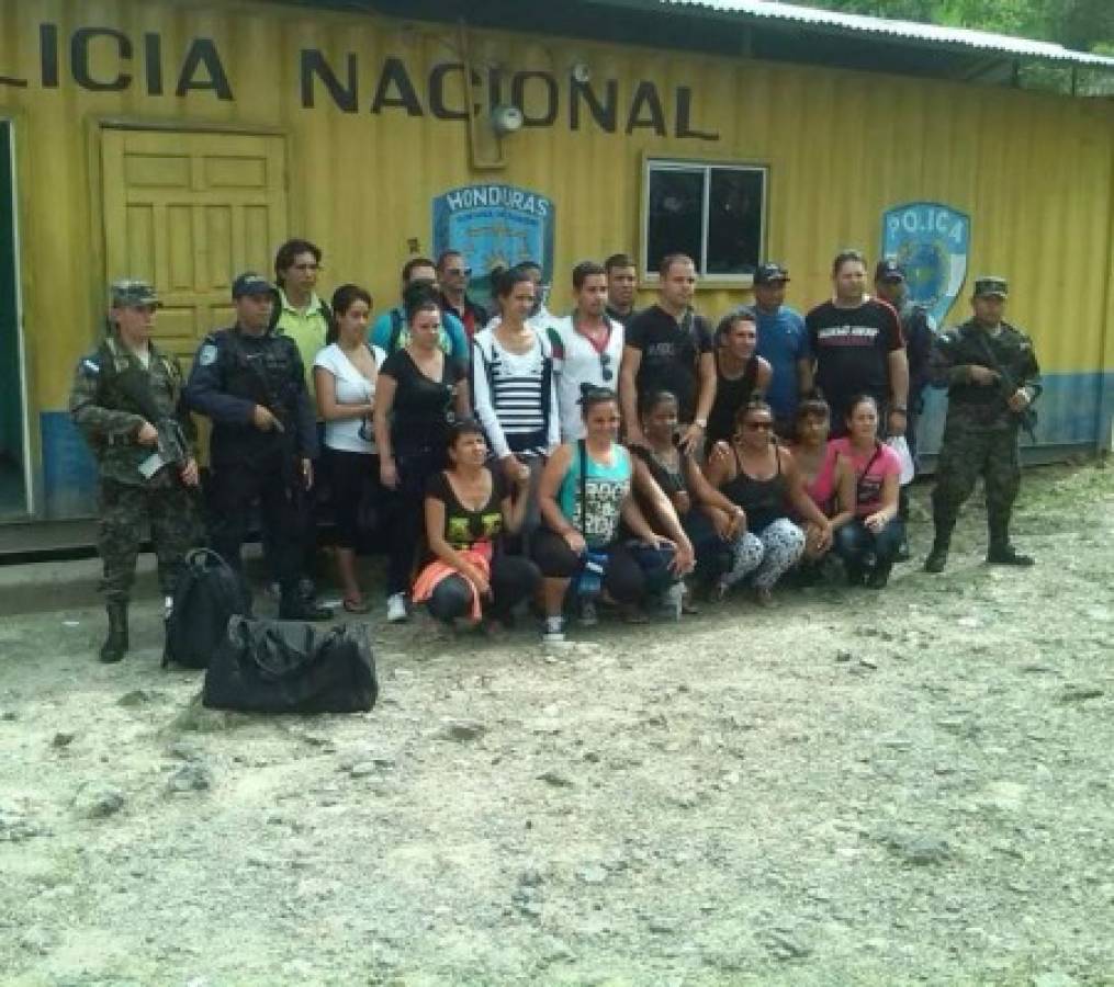 Detienen a 19 cubanos en el occidente de Honduras