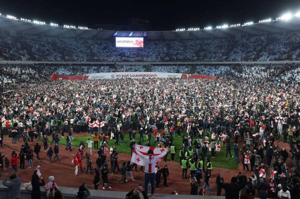 Eufórica celebración en Georgia por clasificar por primera vez a una Eurocopa