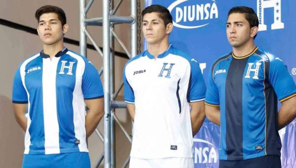 Evolución de los uniformes de la Selección de Honduras en eliminatorias mundialistas