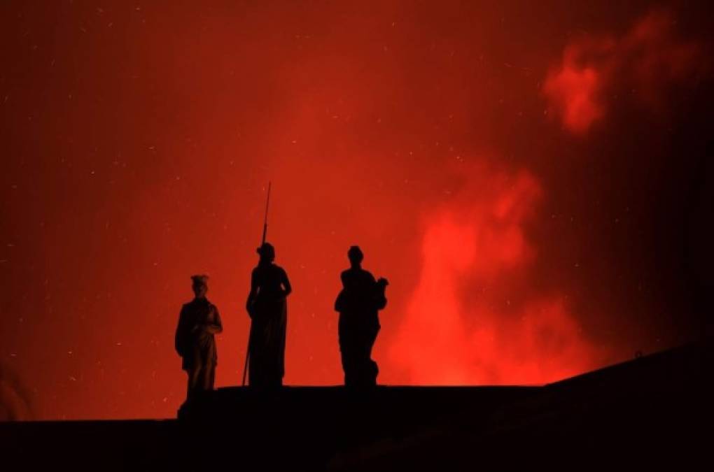 Imágenes: Destruido quedó el Museo Nacional de Brasil en Río de Janeiro tras voraz incendio