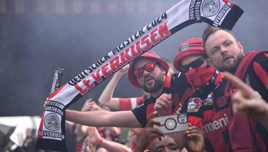Bayer Leverkusen se mete a los equipos que se han coronado campeón invicto