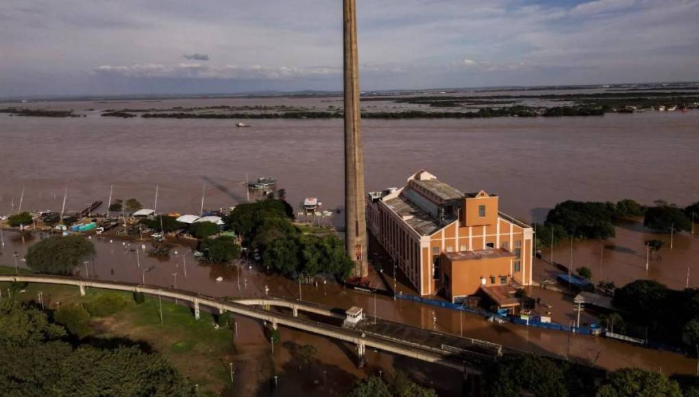 Imágenes impactantes en Brasil: estadios de gremio e Inter afectados por inundaciones