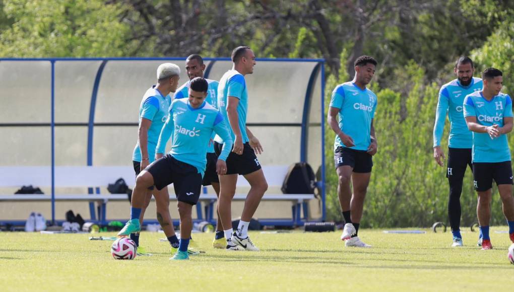 El 11 titular que ha usado Honduras en entrenos previo a juego ante Costa Rica