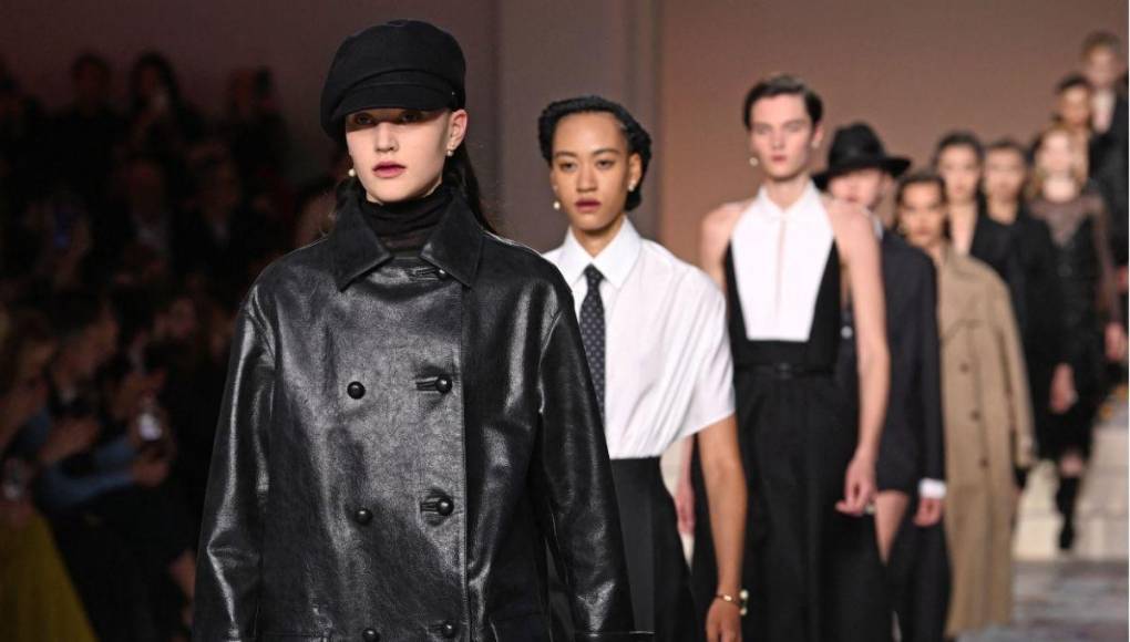 Dior evoca el Hollywood de oro entre emancipación y glamour