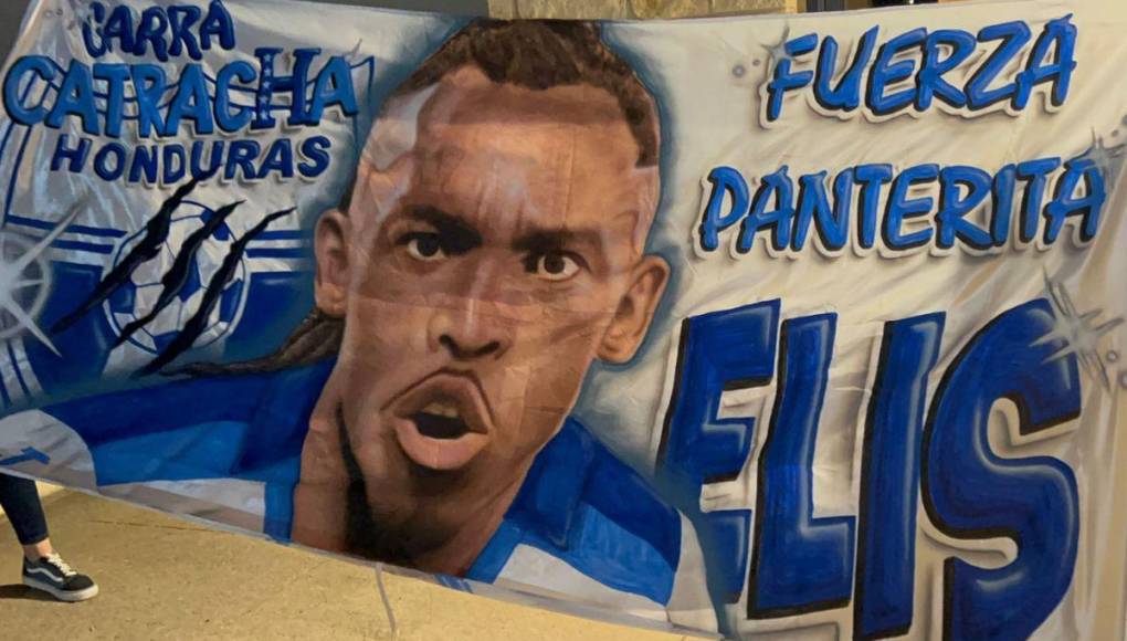 ¡Euforia por la H! Banderazo de los aficionados de la Selección de Honduras