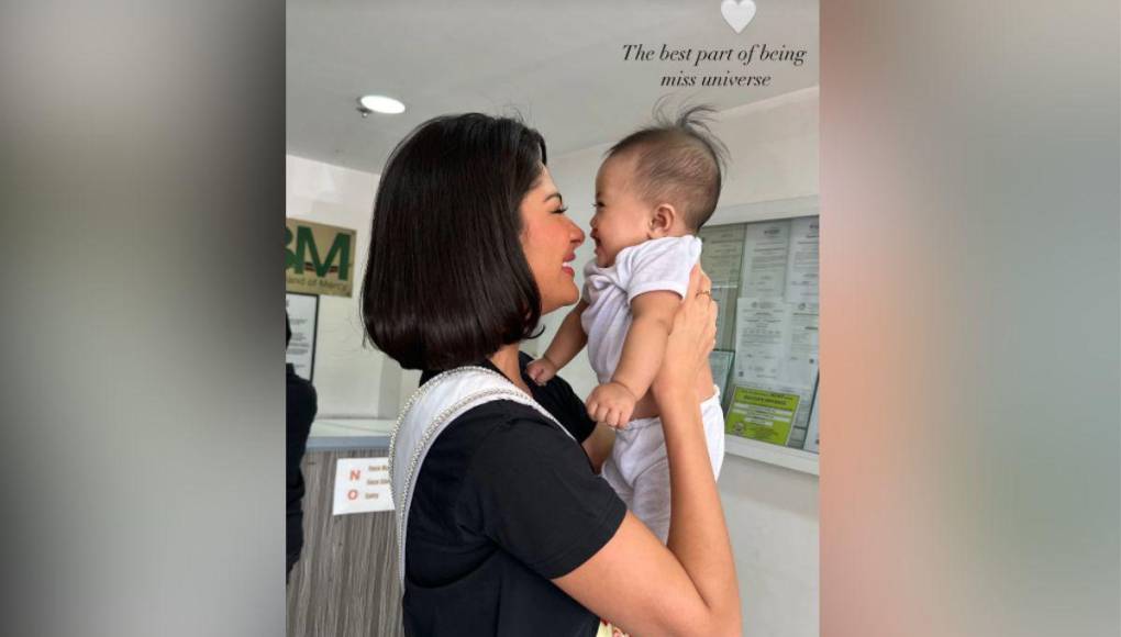 Miss Universo Sheynnis Palacios visita a niños en hospital de Filipinas