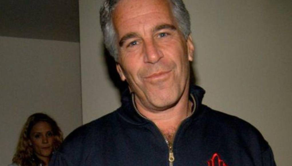 Desde un científico hasta un papa: los famosos involucrados en el caso Epstein