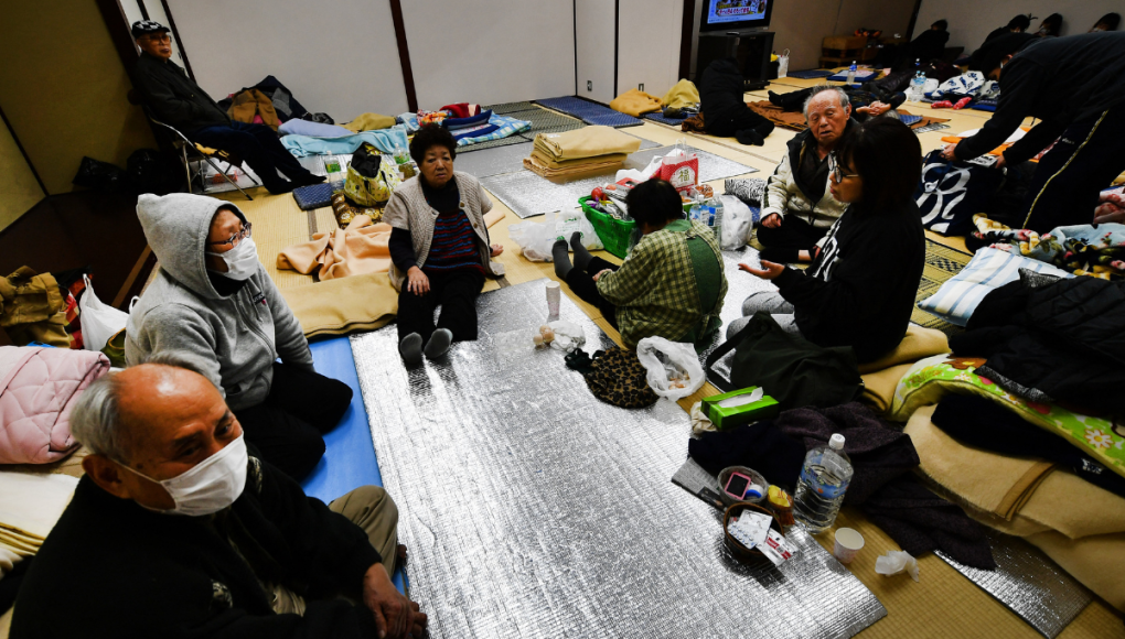 Nuevas réplicas de sismos en Japón; continúa la búsqueda de sobrevivientes