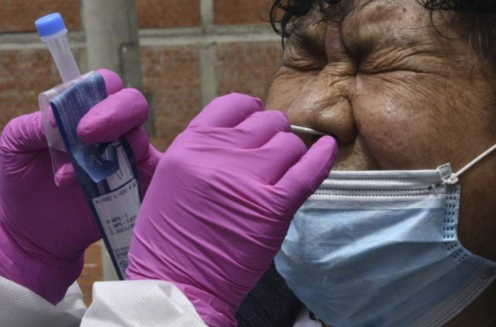 Siguen las dudas sobre el inicio real de la peor crisis sanitaria que ha conocido el planeta (FOTOS)