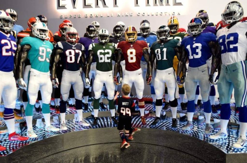 Las imágenes más curiosas previo al Super Bowl LI
