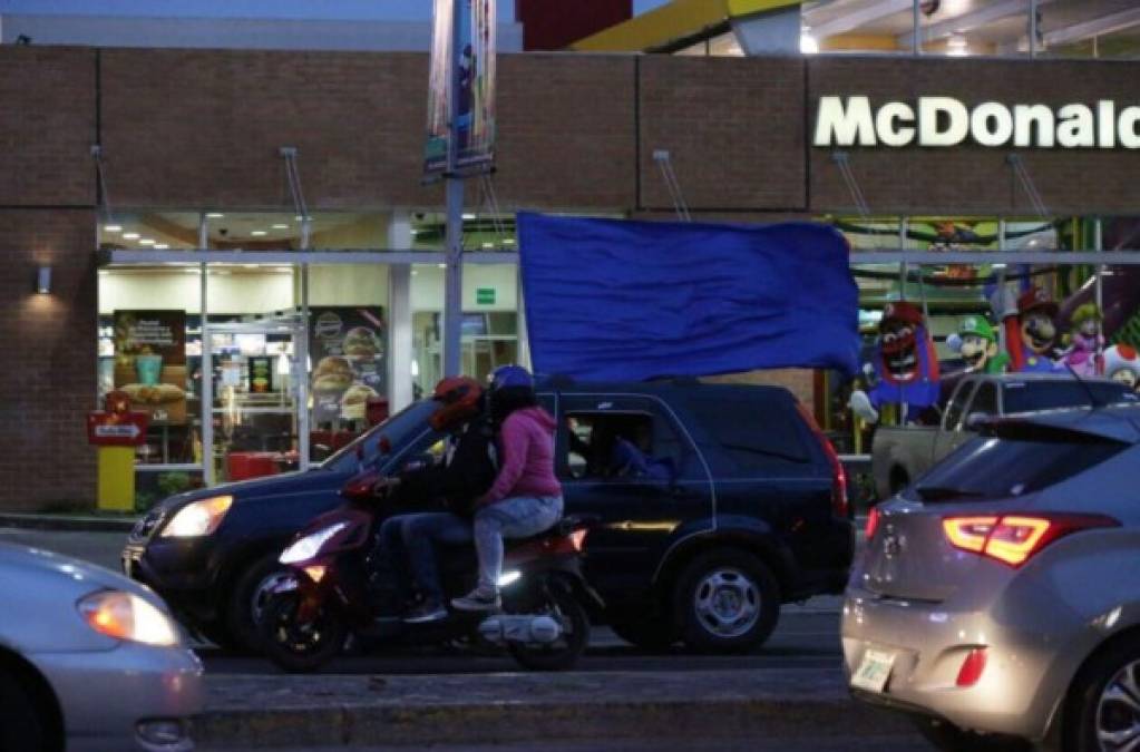 FOTOS: Nacionalistas celebran la 'Caravana de la Victoria' en Honduras