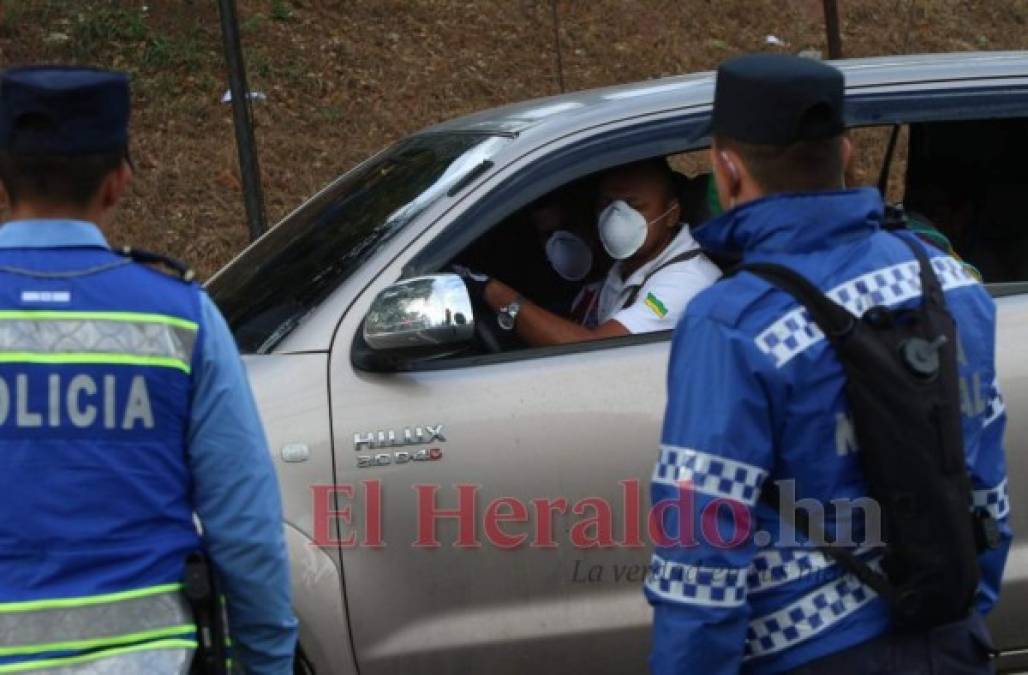 FOTOS: Estrictos operativos controlan toque de queda absoluto en la capital