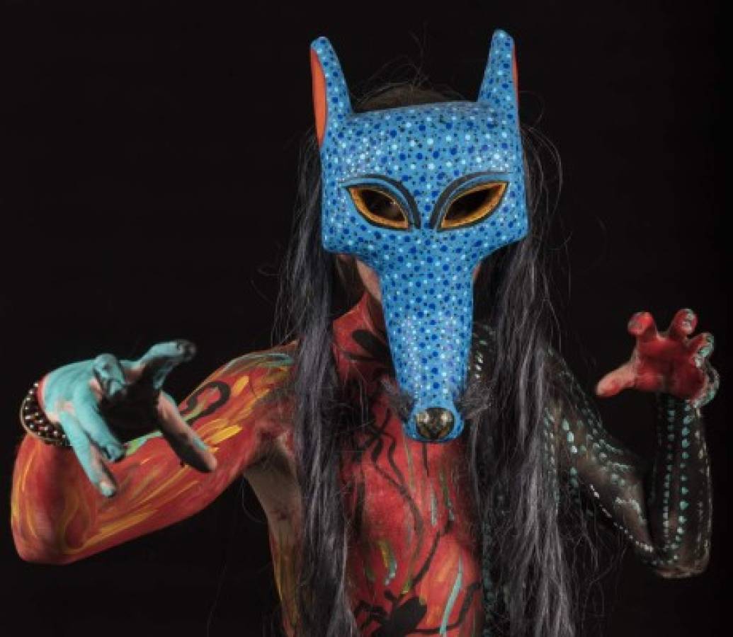 Máscaras, diablos y 'engrasados” al ritmo de carnaval