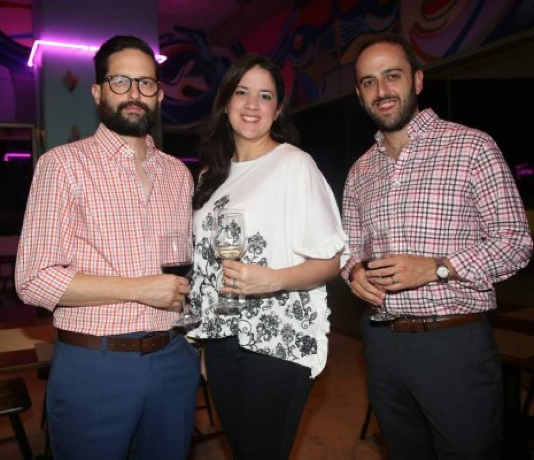 Allison y Javier inauguraron su restaurante Domo taquería