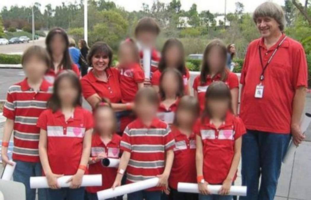 FOTOS: Imágenes de los 13 niños encontrados encadenados y hambrientos en California, Estados Unidos