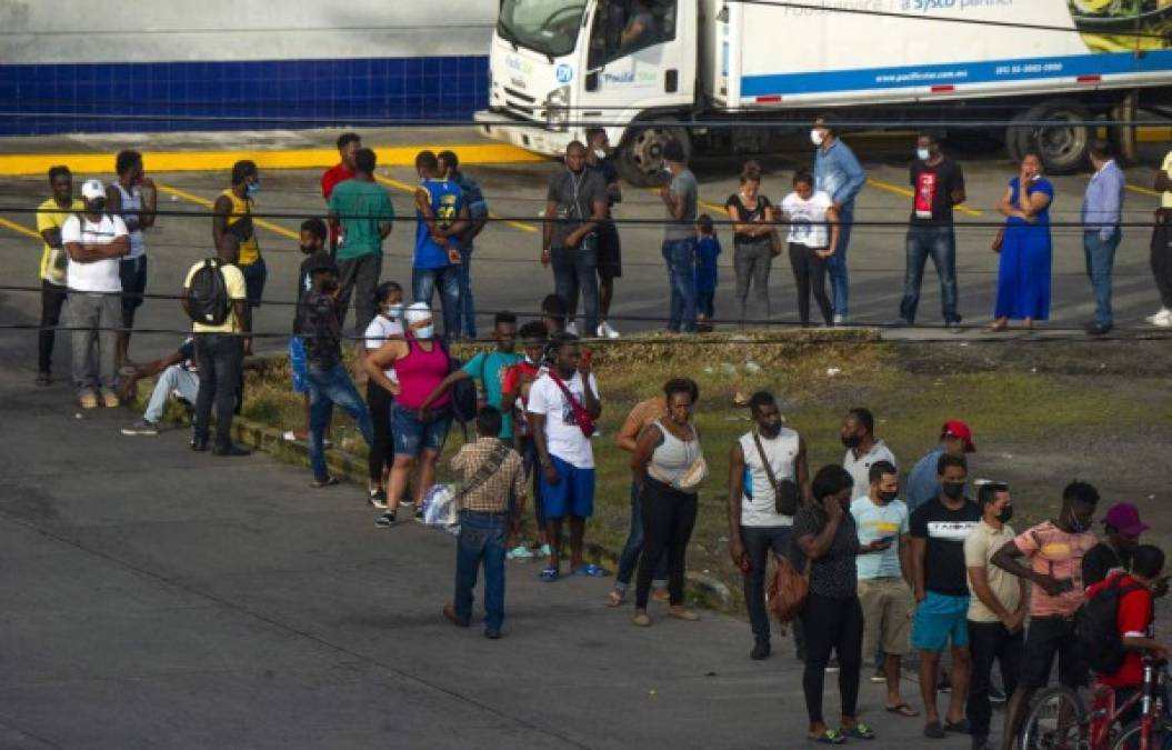 Desesperanza y miedo: imágenes de la odisea de haitianos en la frontera de EEUU