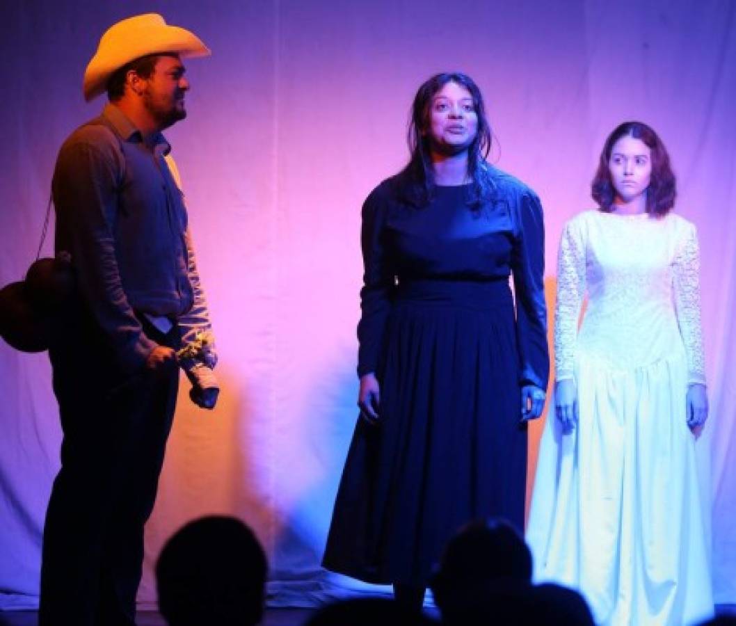 Intercambio Cultural: Teatro Lucem aspicio presente en FICCUA 2019