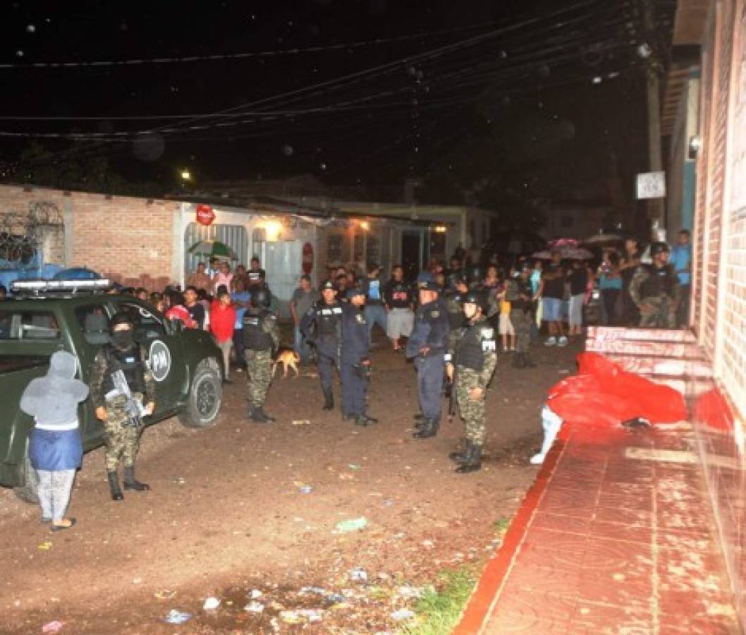 Asesinan a siete personas dentro de cantina en la colonia Las Torres