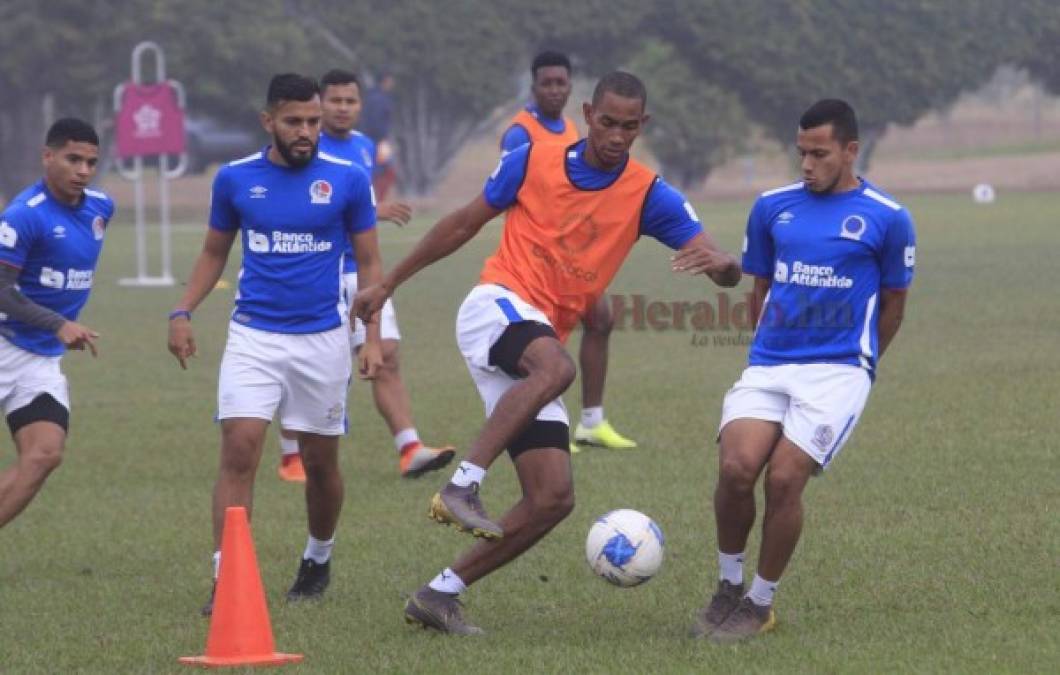 FOTOS: Así fue el primer entreno de Yustin Arboleda como jugador de Olimpia