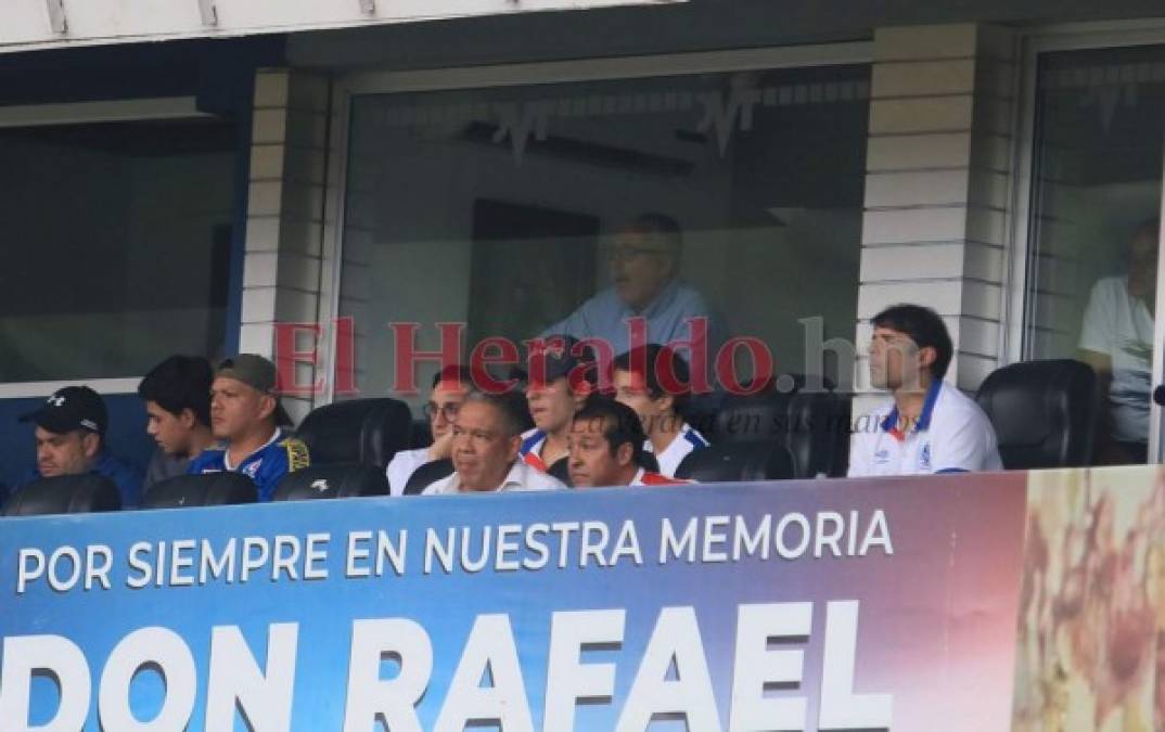 Las 10 imágenes que dejó la semifinal Olimpia vs. Lobos UPN