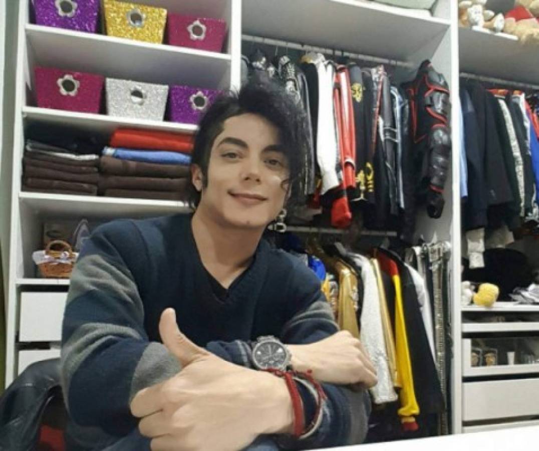 Hombre idéntico a Michael Jackson enloquece las redes