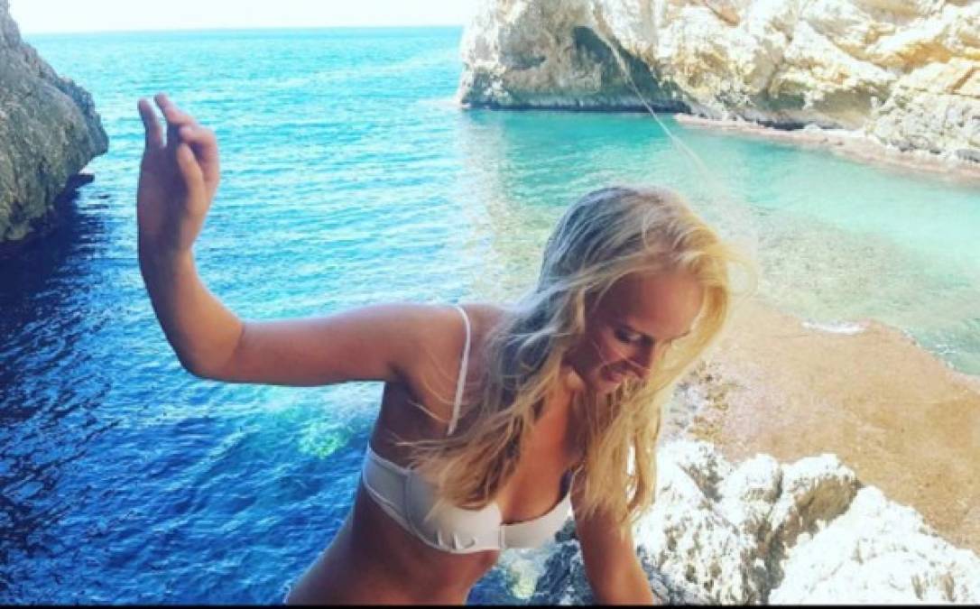 Lindy Kats, la piloto de 24 años que enloquece Instagram