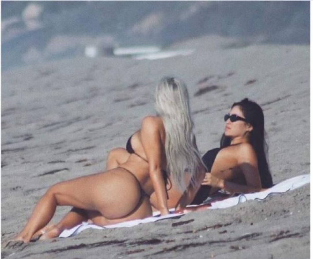 Kim Kardashian nuevamente posa desnuda y hace arder las redes sociales