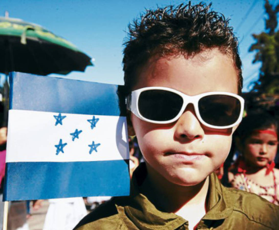 Jardines de niños rindieron tributo a Honduras