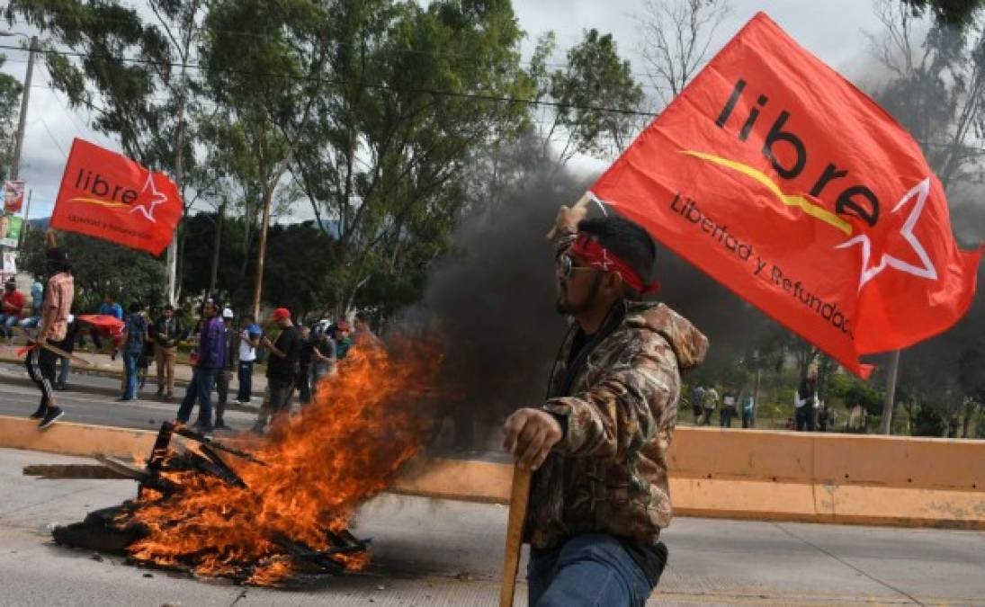 Violencia y represión en manifestación de simpatizantes de Alianza de Oposición