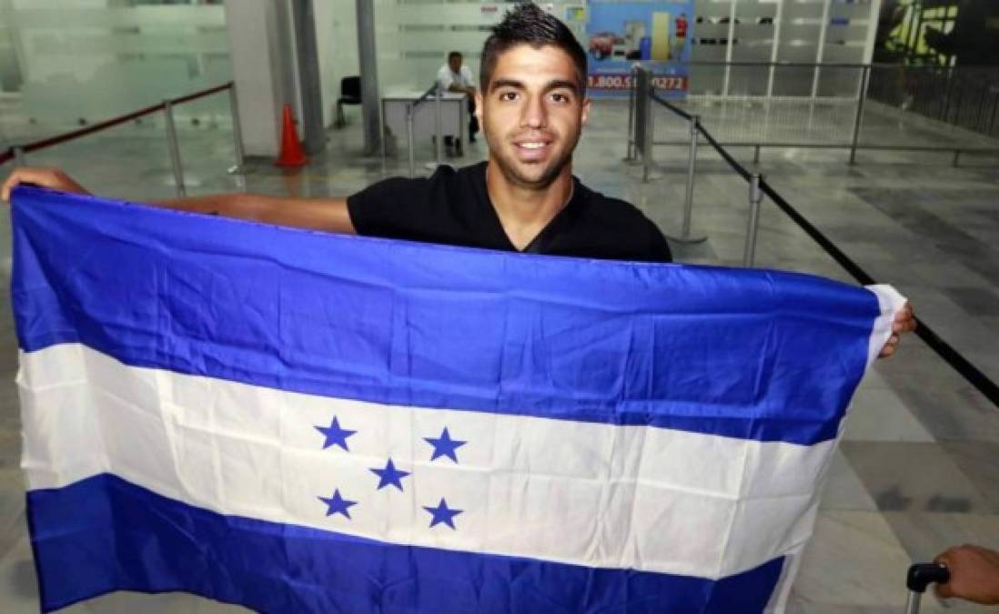 Honduras conquistando el extranjero: Figuras catrachas que posaron orgullosas con la bandera