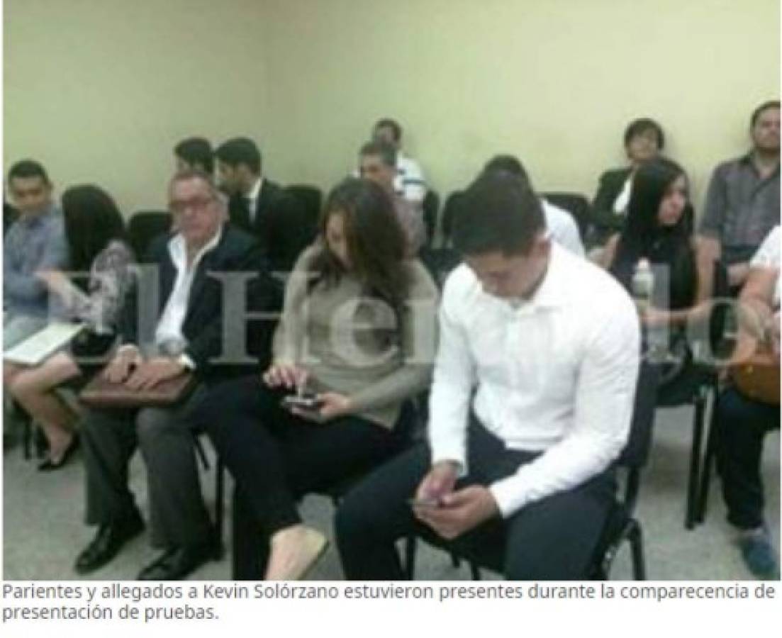 Kevin en una foto tomada en el centro penitenciario justo a sus familiares.