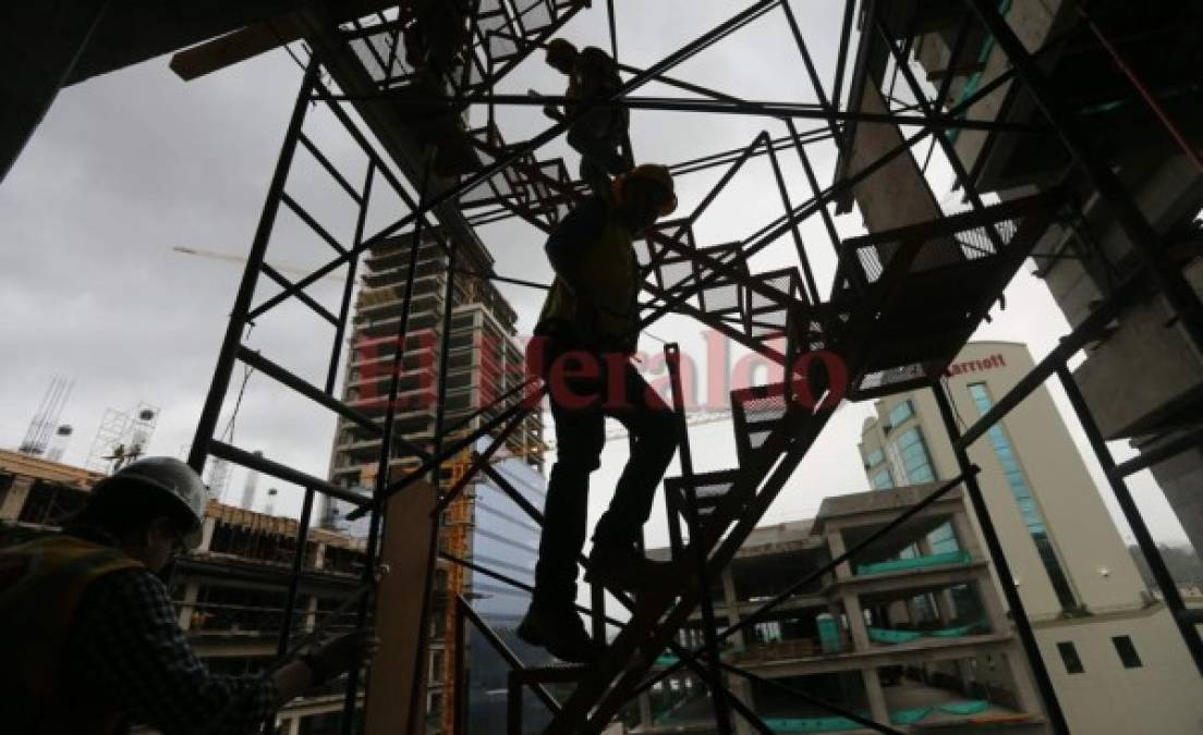 Así es el nuevo edificio del Centro Cívico Gubernamental; obra gris avanza un 53%