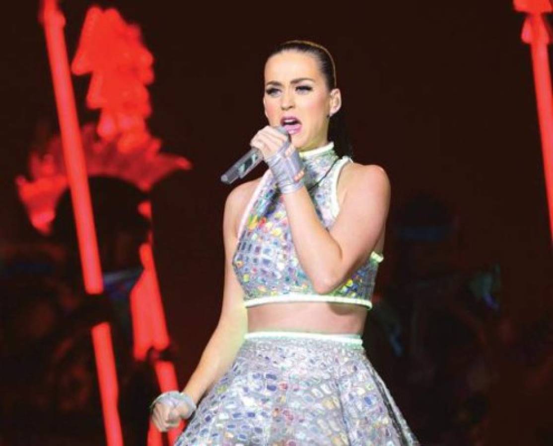 Katy Perry deslumbra a México con show
