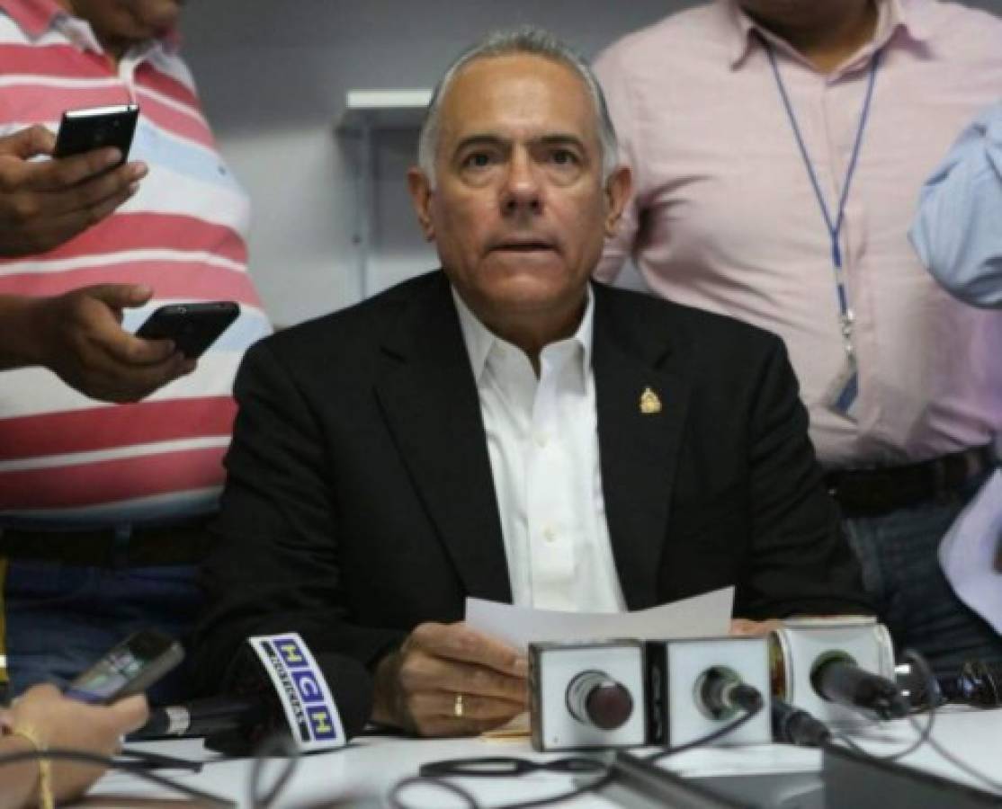 Óscar Álvarez interpone su renuncia como diputado del Partido Nacional