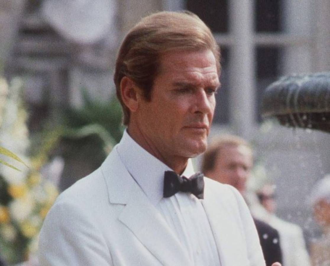 Roger Moore, al actor que definió el perfil de James Bond