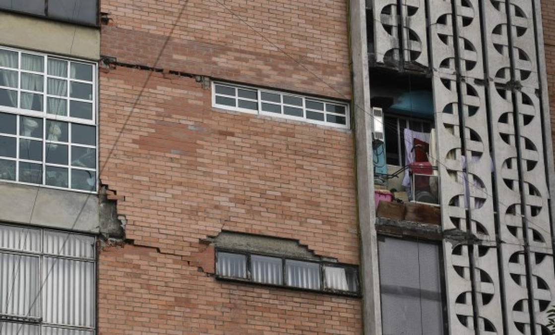 Imágenes de los estragos que provocó el terremoto en México; van 58 muertos