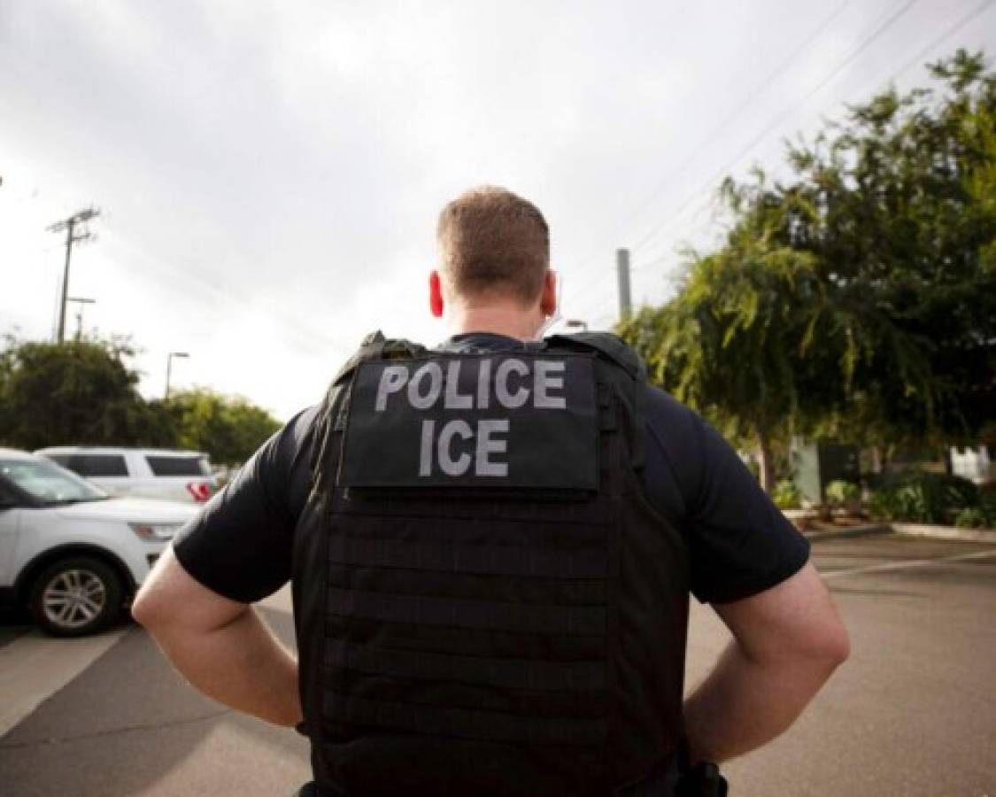 ICE reporta aumento de Covid-19 entre inmigrantes detenidos en Estados Unidos