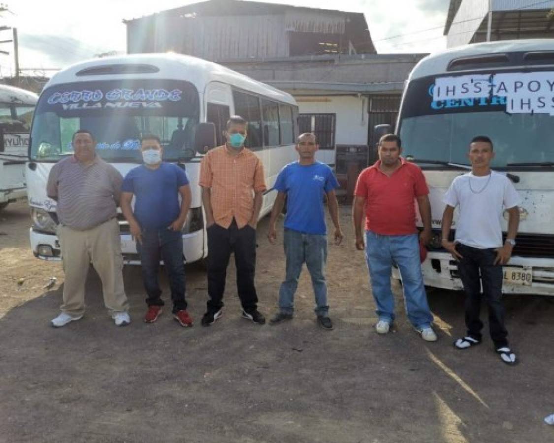 Transportistas se unen para trasladar gratuitamente al personal médico