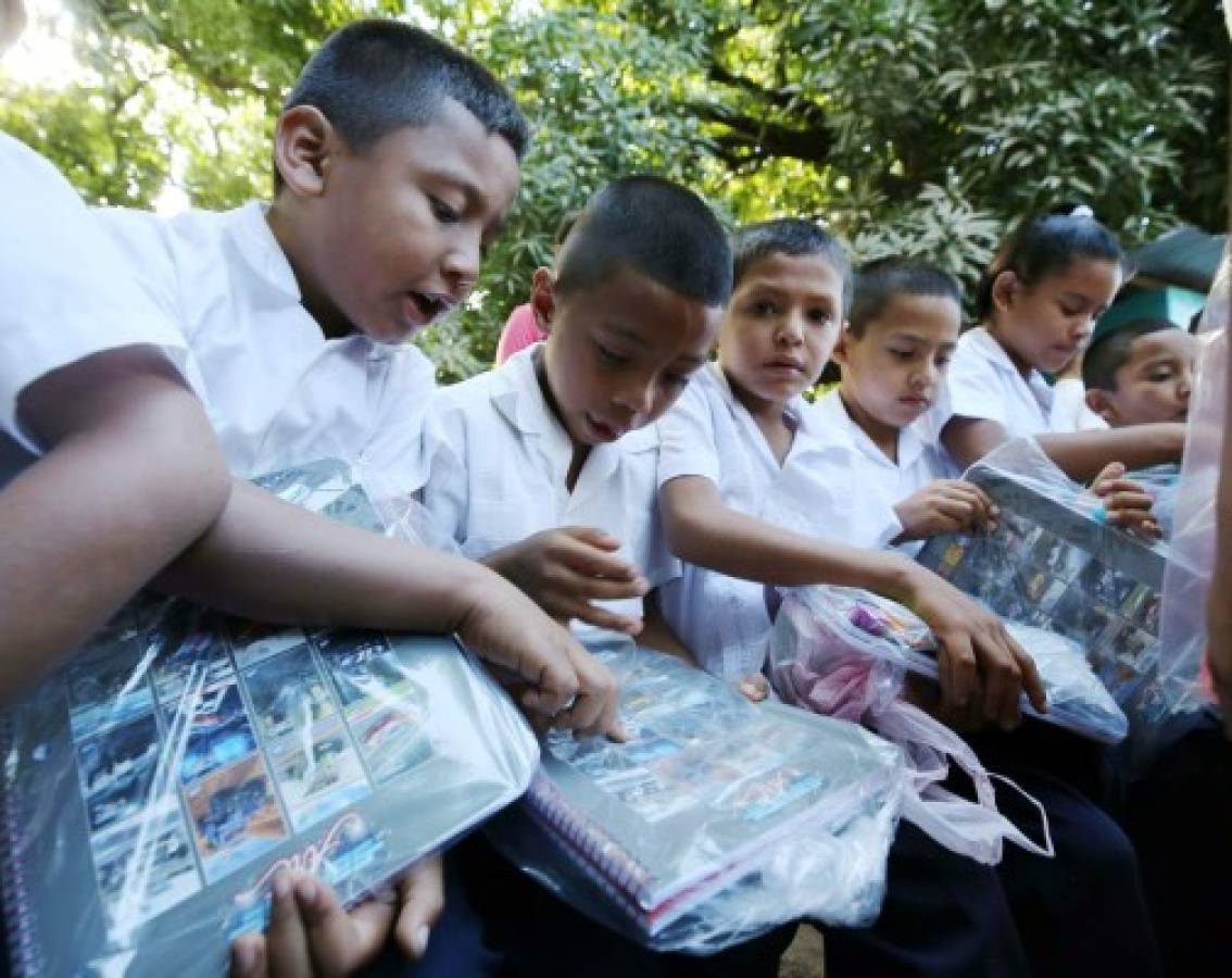 La Maratón del Saber plasma 400 sonrisas en seis caseríos de la zona sur de Honduras