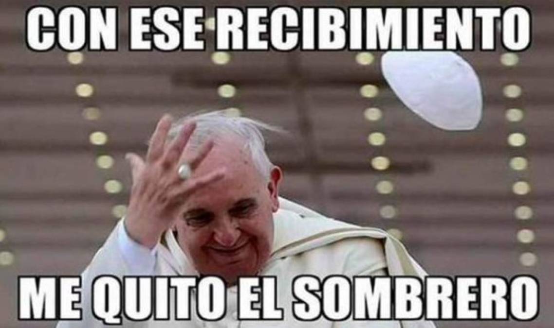 Los divertidos memes del Papa en México