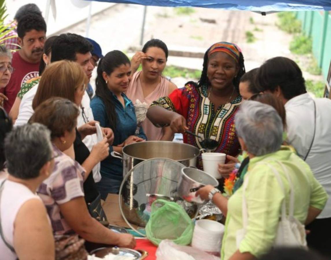 Derroche de fervor y cultura en fiesta sanjuaneña de la colonia Kennedy