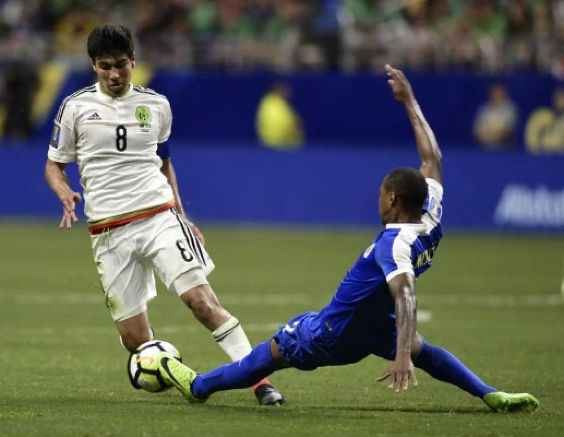 México vence 2-0 a Curazao en el cierre de la fase de grupos de la Copa Oro