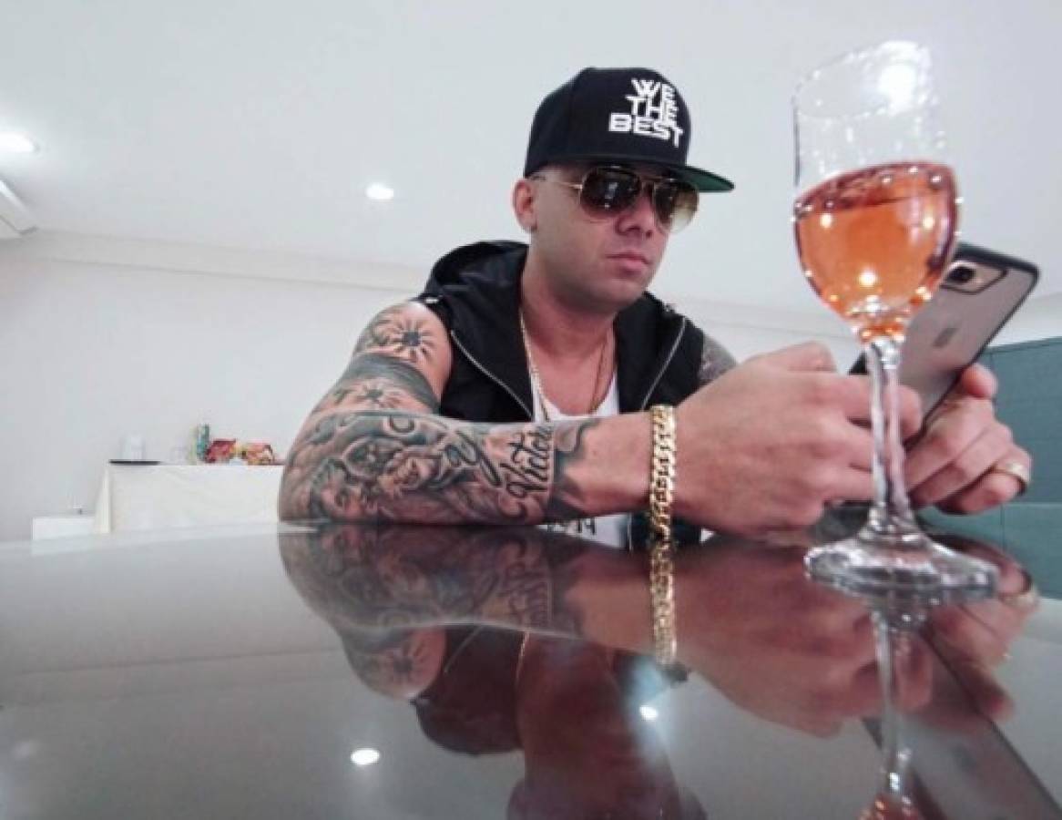 Esposa de Wisin rompe el silencio y comparte testimonio sobre la pérdida de su hija