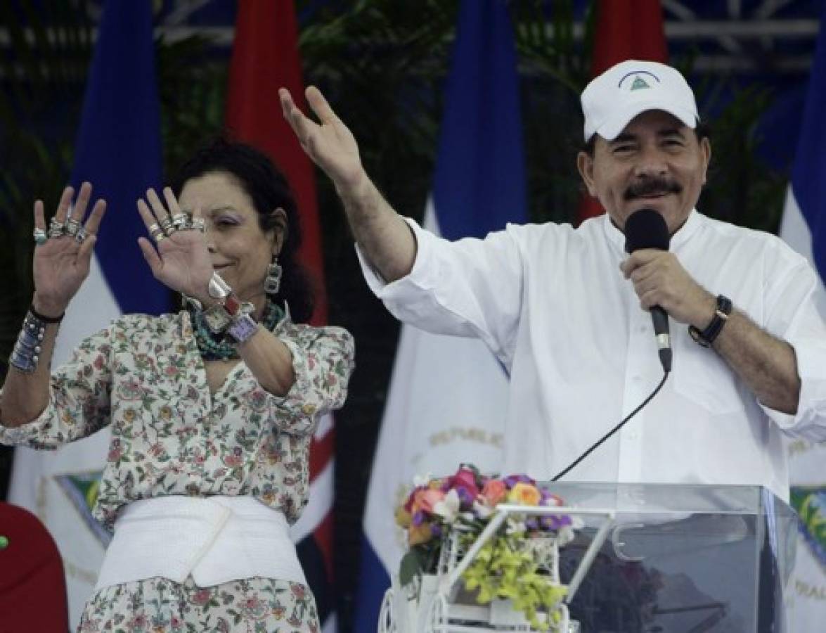 Pareja presidencial de Nicaragua figura en 'Brujos del poder”