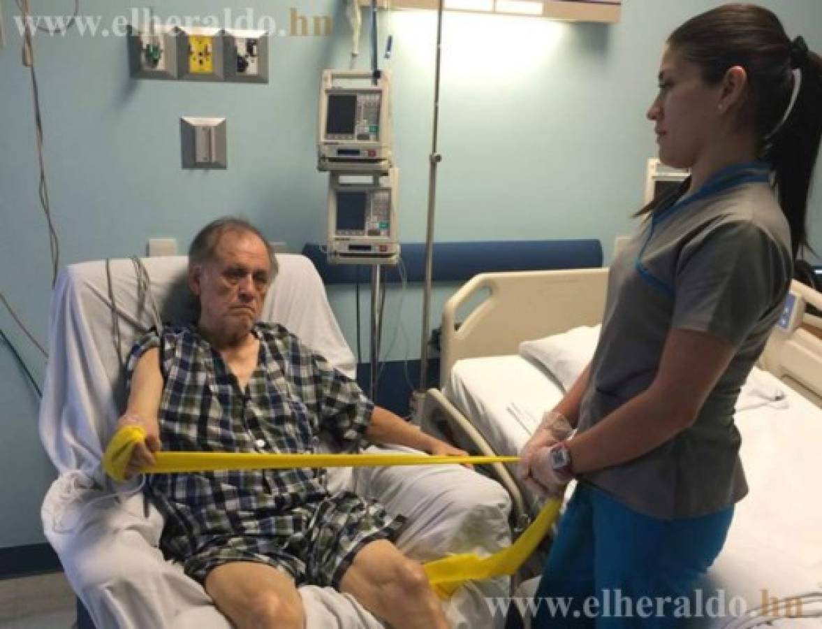 El Maestro Chelato Uclés comienza a hacer terapia en hospital de Costa Rica