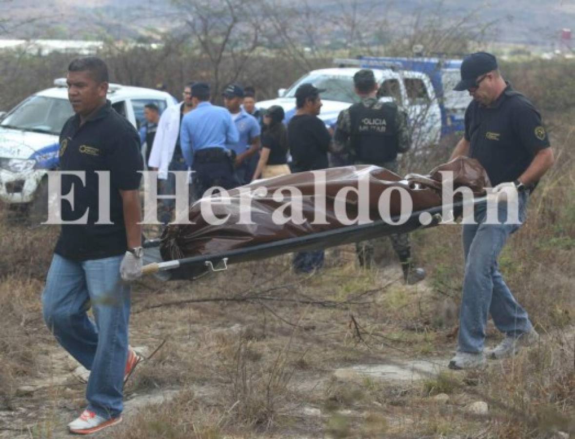 Hallan cadáver encostalado en aldea El Espinal, Francisco Morazán